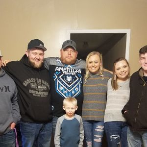 Meet your Posher, Derrick